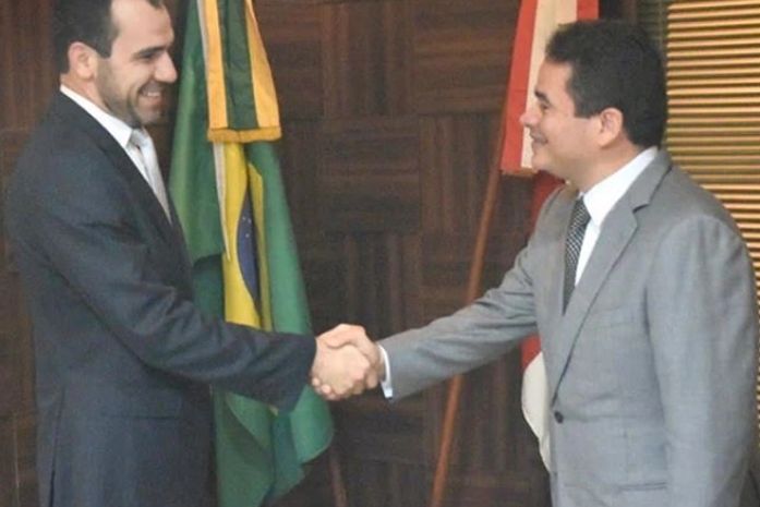 Presidente da ALE usa as redes sociais e diz que prisão de servidor foi "arbitrária e ilegal"