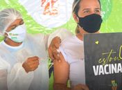 Piranhas inicia vacinação em profissionais da educação
