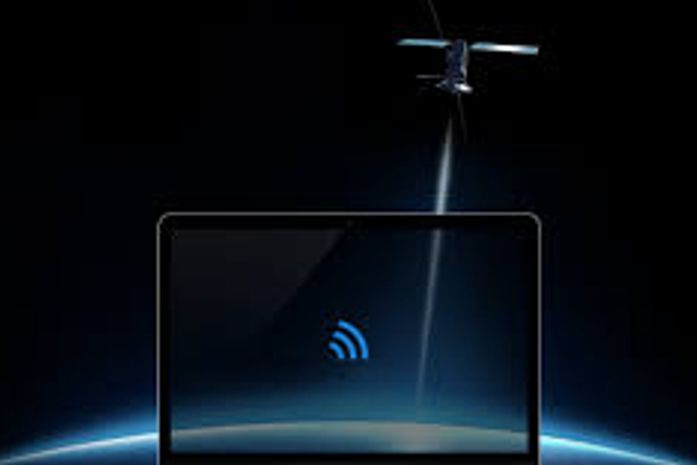 Internet via satélite