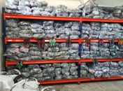 Mais de 100 mil pares de sapatos e sandálias falsificados são apreendidos em operação