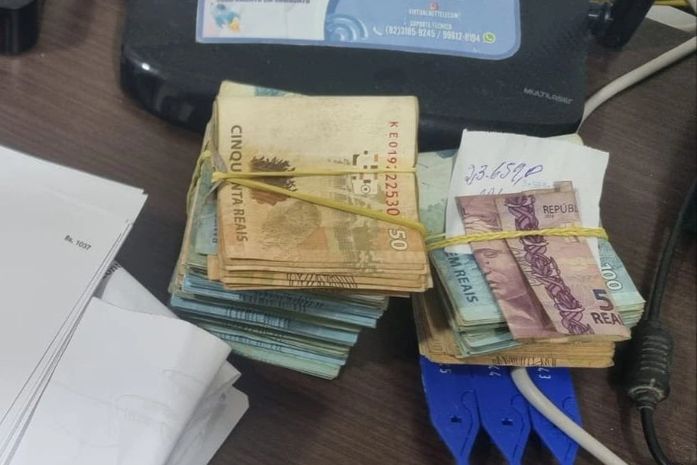 Vídeos: Operação Plástico Quimérico desarticula organização criminosa especializada em fraudes tributárias em Alagoas e São Paulo