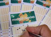 Mega-Sena não tem ganhador; prêmio vai a R$ 13,5 milhões