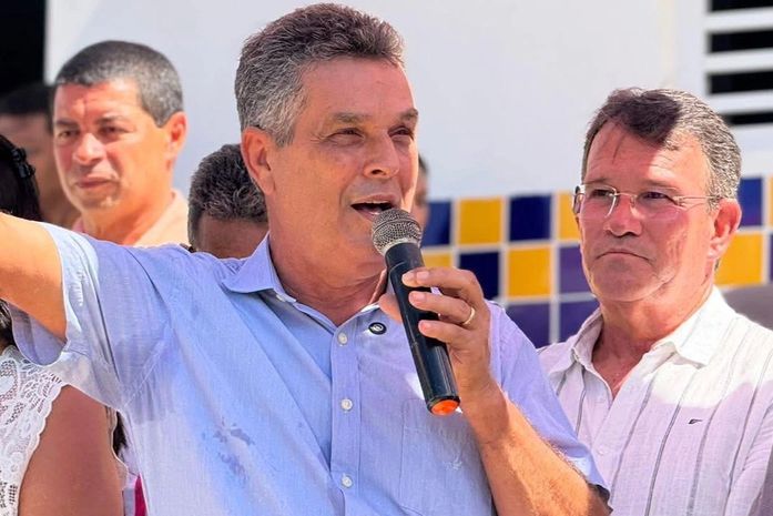 Prefeito de Branquinha assina ordem de serviço para construção de novos espaços
