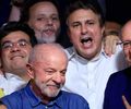 ‘Eu não vou desistir do meu país’: vitória de Lula divide reações de políticos de AL