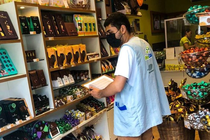 Procon Arapiraca realiza pesquisa de preços de ovos de Páscoa