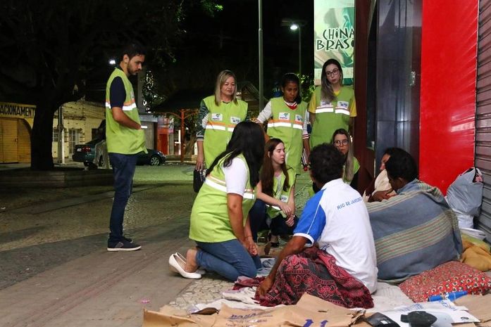 Prefeitura de Arapiraca traça planos para abrigar pessoas que moram em situação de rua