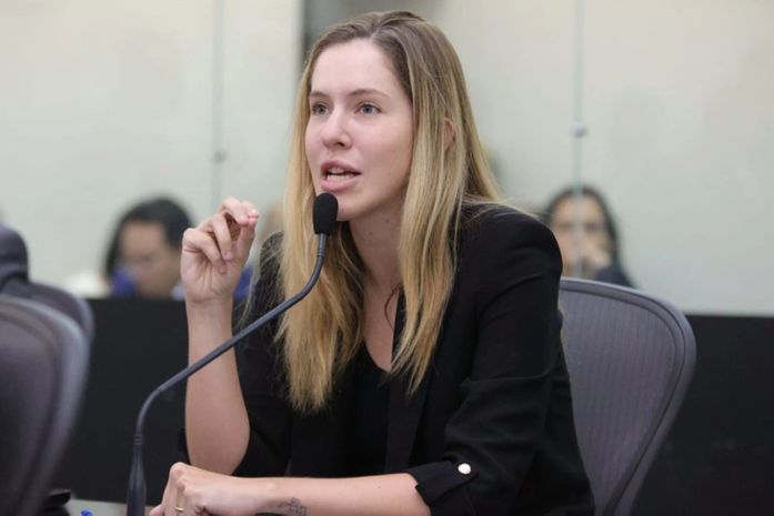 Deputada Cibele Moura