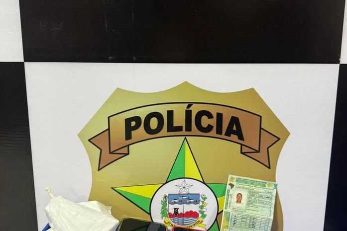 Homem condenado por homicídio é preso com cocaína e documento falso em Maceió