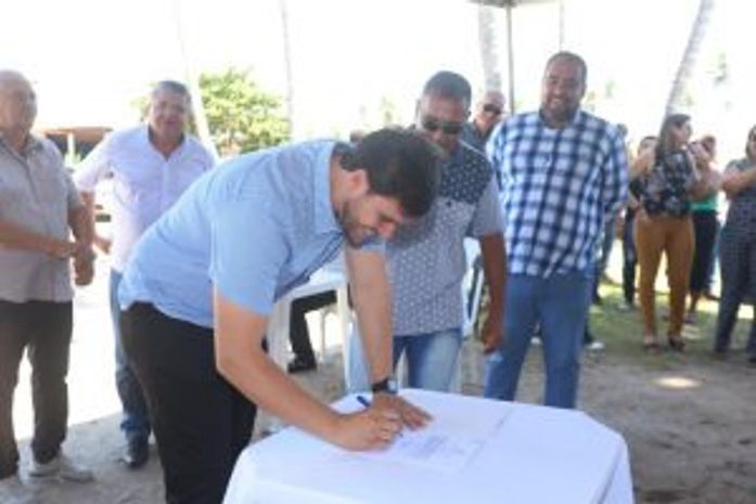 Prefeito Cacau autoriza início da obra de reurbanização da Orla da Massagueira