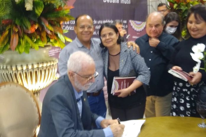 “Lançamento do livro do escritor Geraldo Magela marca o seu encontro solene com a literatura” diz Gilvan Barros