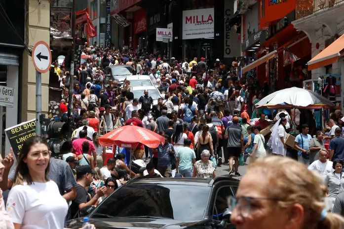 Brasil sobe cinco posições no ranking do IDH e está na 84ª colocação