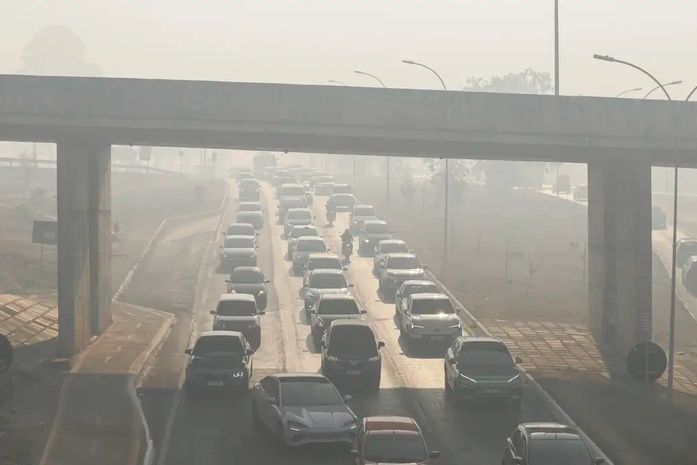 Concentração de poluentes no ar ultrapassa limites em todo o país