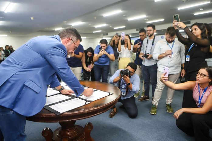 Governo assina contratos com concessionárias e Caixa para agilizar fornecimento de água em Alagoas