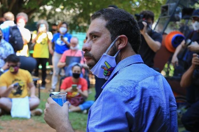 Teste de Boulos dá positivo para covid-19; candidato pede debate virtual