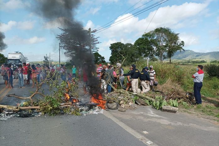 Protesto BR-104