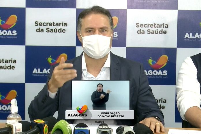 Renan Filho critica "péssimos exemplos" que Bolsonaro dá durante a pandemia