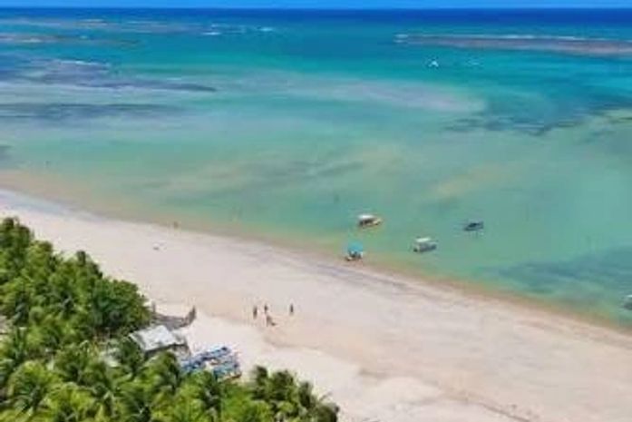 Muros, porteiras e obstruções dificultam acesso à Praia do Toque em AL; MPF busca solução