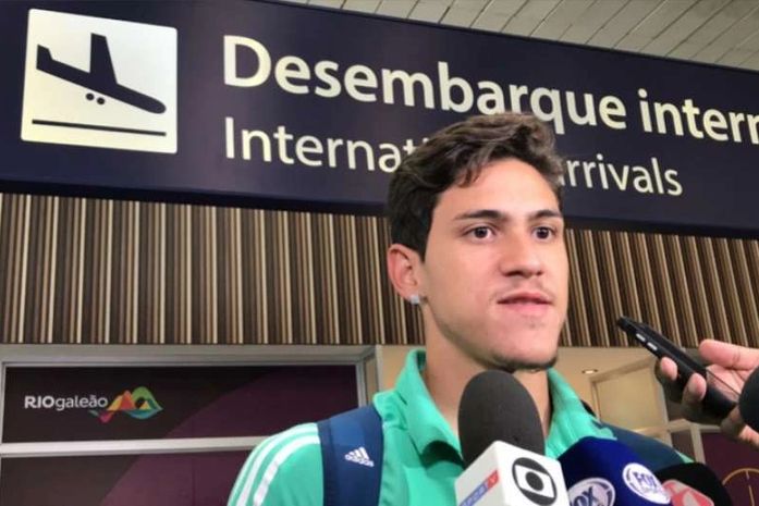 Polícia investiga fraude em passaporte de Pedro, do Flamengo