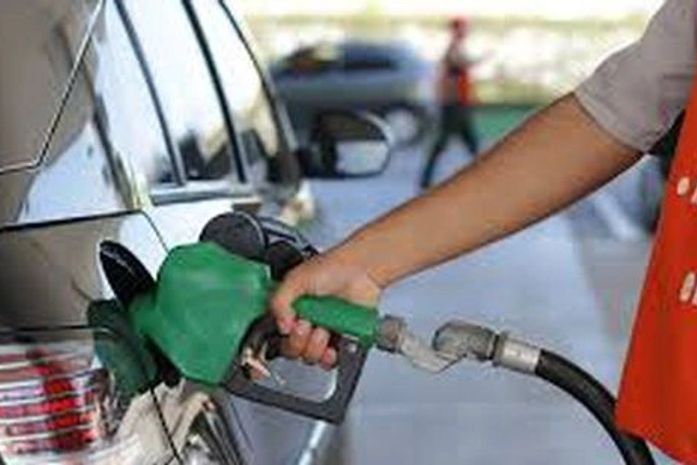 Petrobras reduz preço da gasolina em 1,59% nas refinarias