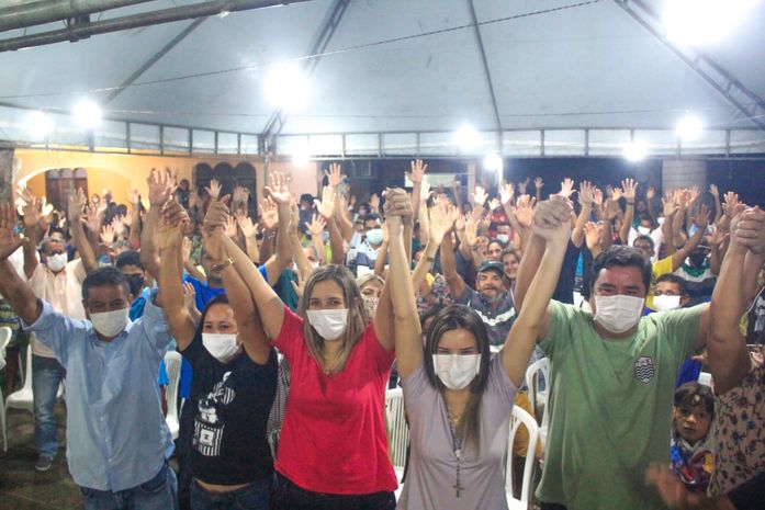 Pré-candidata Cecília Rocha segue ouvindo a população de Atalaia