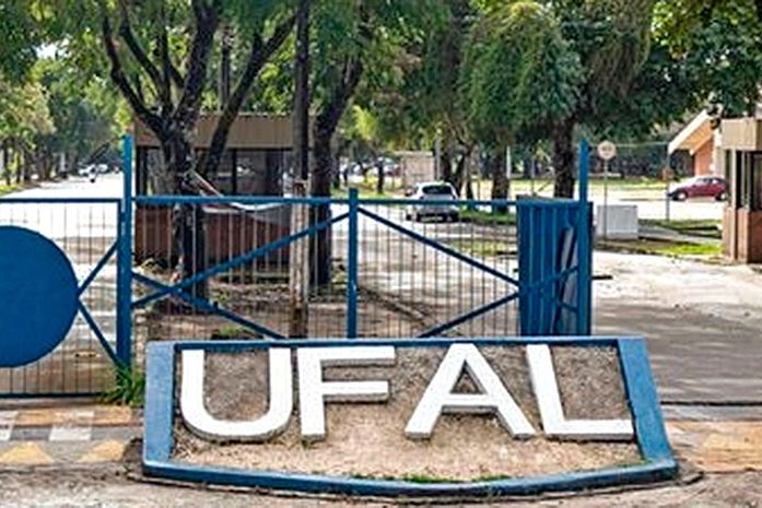 Sobre o médico condenado a pagar 550 mil reais à Universidade Federal de Alagoas