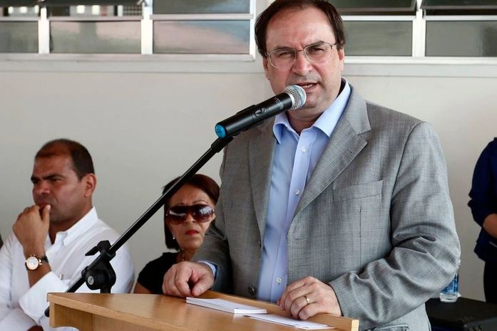 Expectativa em Arapiraca sobre afastamento ou não de Luciano Barbosa