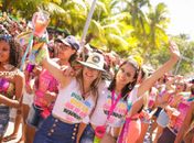 Pecinhas de Maceió: Você em cima do maior trio elétrico do mundo  