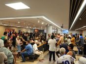 Por superlotação e demora no atendimento, Procon multa agência bancária em Maceió