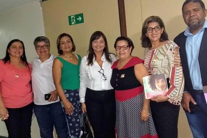 Deputada Alice Portugal recebe representantes da enfermagem em Brasília