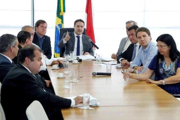 Renan Filho recebeu a bancada