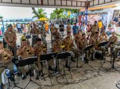 Banda da PM-AL anima o Marco dos Corais durante entrega histórica de equipamentos