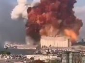 Grande explosão causa pânico na região portuária de Beirute, no Líbano