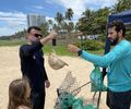 Atividade educativa do IMA mobiliza moradores em Guaxuma