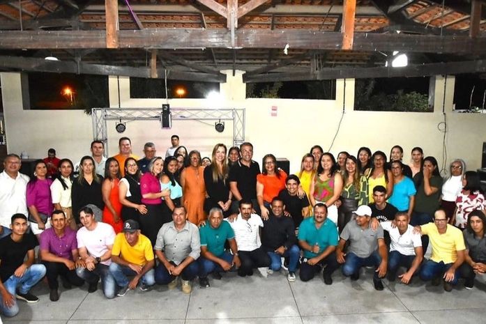 Prefeito Theobaldo Cintra promove comemoração pela passagem do dia dos agentes comunitários de saúde e de endemias