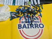 Dupla é presa em flagrante com 29 barbeadores e 16 desodorantes furtados de supermercado em Cruz das Almas