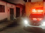 Mulher é morta a tiros por homens encapuzados na porta de casa em Maceió
