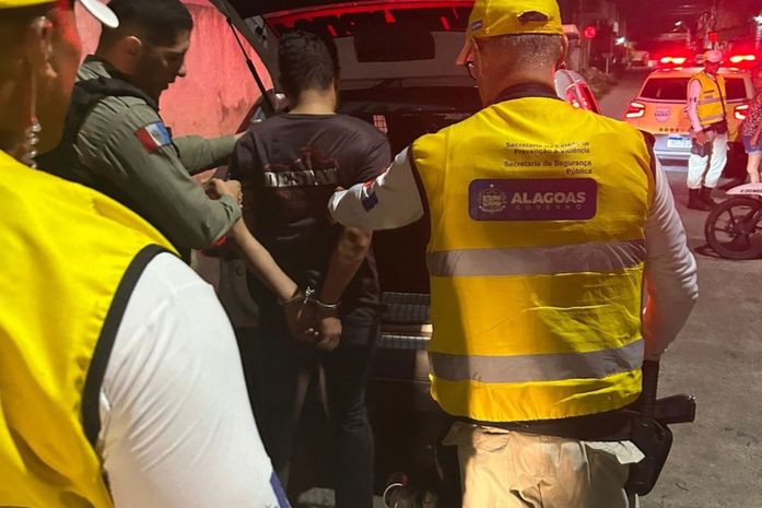 Ronda no Bairro prende homem por ameaça ao próprio pai no Jacintinho