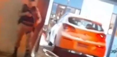 Idosa morre após ser atingida por carro conduzido pelo companheiro em Arapiraca; veja vídeo
