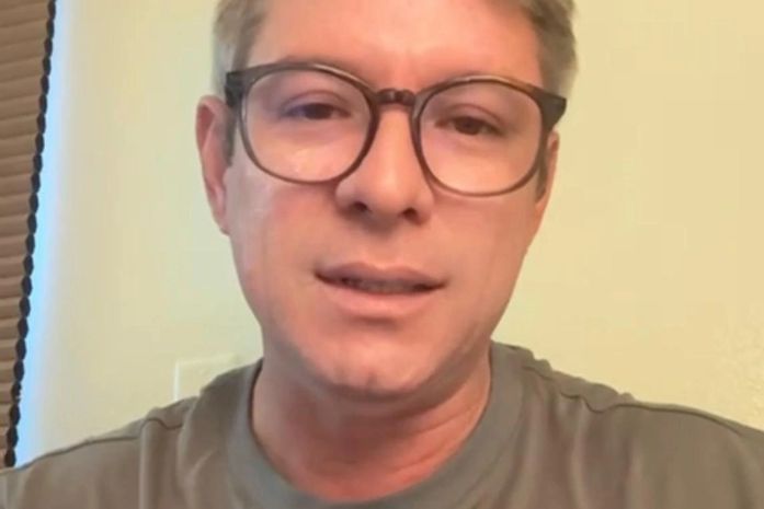 Cabo Bebeto afirma que jamais votaria aumento do ICMS, apresenta ata da ALE e rebate informações maliciosas