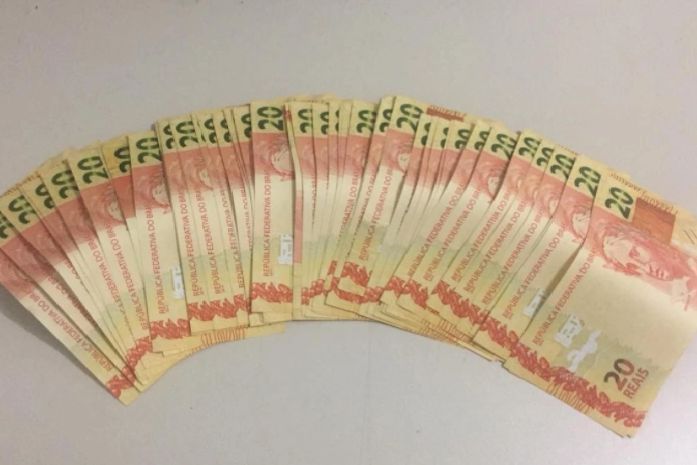 Jovem é preso com mais de R$ 1 mil em notas falsas no Sertão