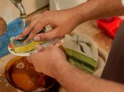 Mulheres alagoanas gastam quase duas vezes mais tempo em tarefas domésticas que os homens, mostra pesquisa do IBGE