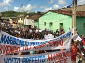 Moradores de Maribondo pedem a volta de prefeito