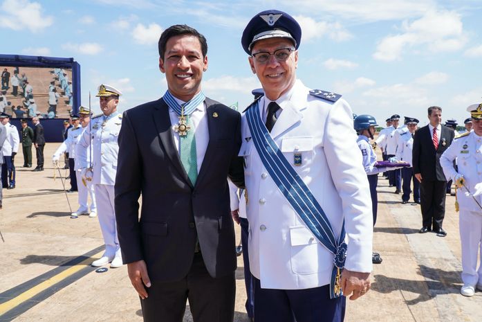 Rodrigo Cunha é homenageado em Brasília com a Ordem do Mérito Aeronáutico