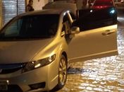 Veículo apreendido com a dupla.