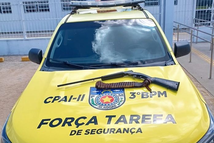 Viatura da Força Tarefa de Segurança