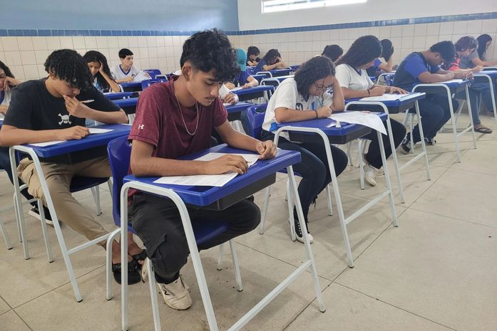 Trinta e quatro escolas estaduais participam da Olimpíada Brasileira Mirim de Matemática