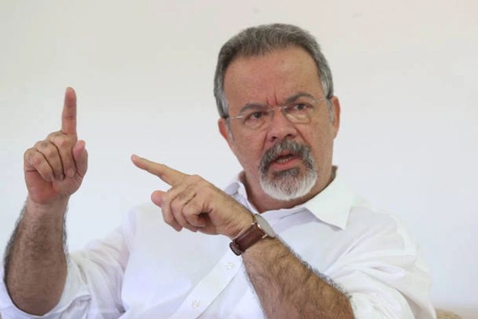 Jungmann informa que 950 militares das Forças Armadas farão cerco à Rocinha