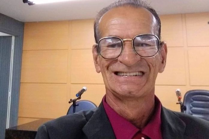 Jornalista Cláudio Roberto morre aos 63 anos por complicações de crise gastrointestinal 