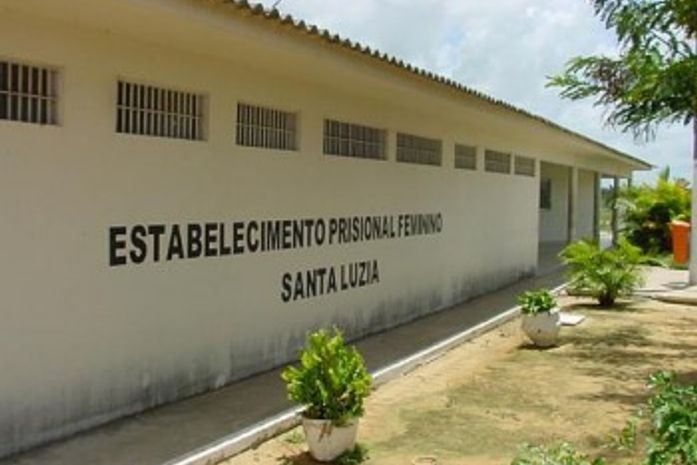 Mulher que tramou assassinado de marido é encontrada morta em presídio