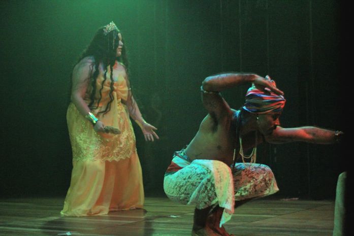 ETA na Bienal  ocupa o palco do Teatro Gustavo Leite com dança, música, moda e teatro